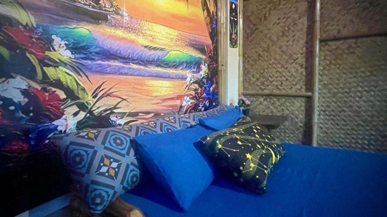 Blue Moon Guesthouse Puerto Princesa Bagian luar foto