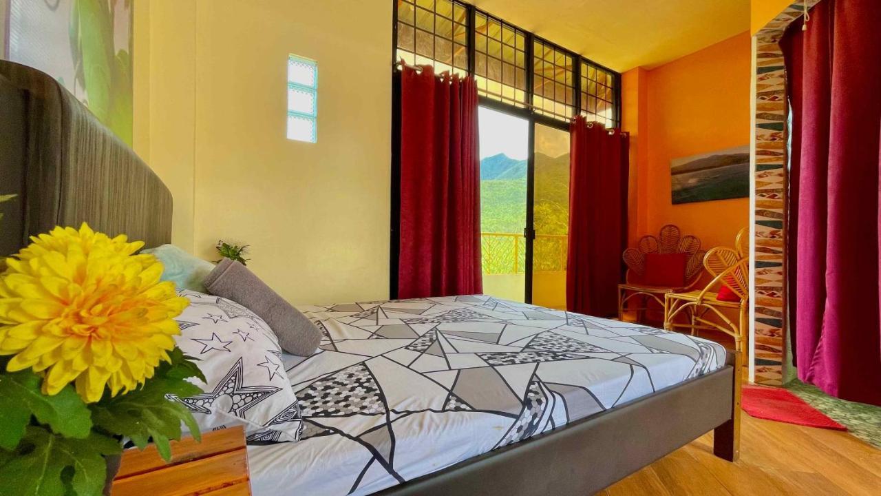 Blue Moon Guesthouse Puerto Princesa Bagian luar foto