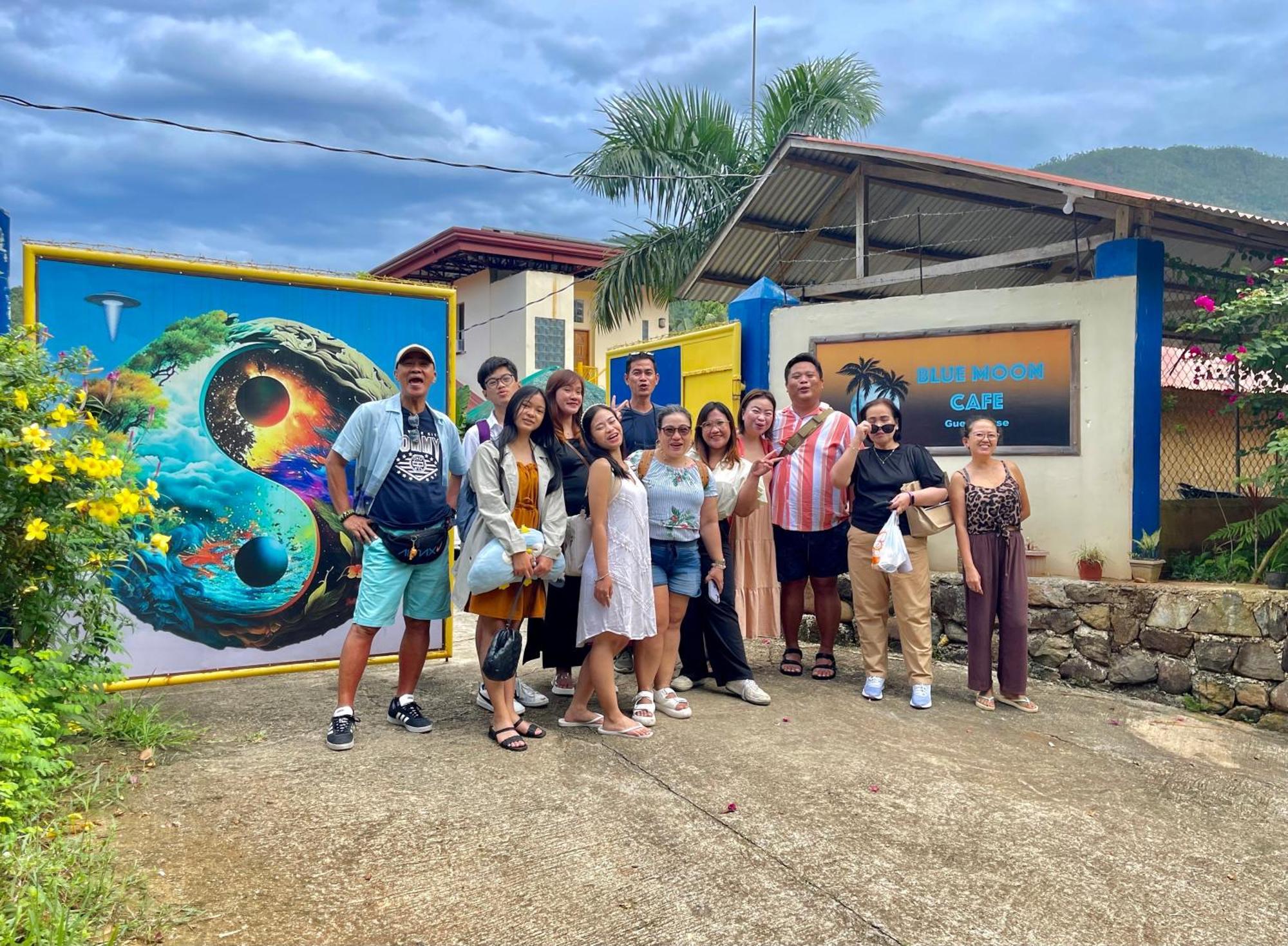 Blue Moon Guesthouse Puerto Princesa Bagian luar foto